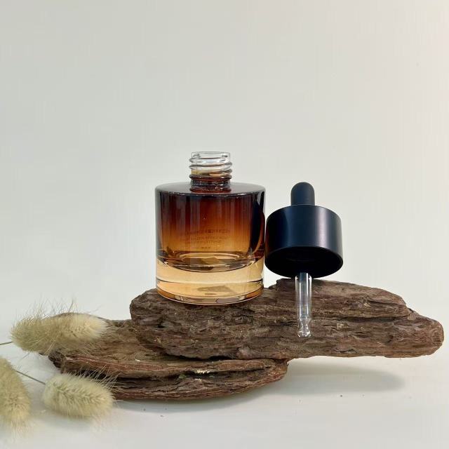 ESSENTIAL OIL DROPPER BOTTLE