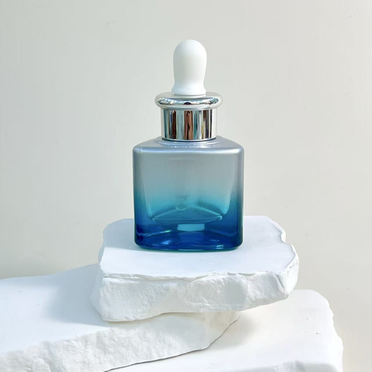 ESSENTIAL OIL DROPPER BOTTLE