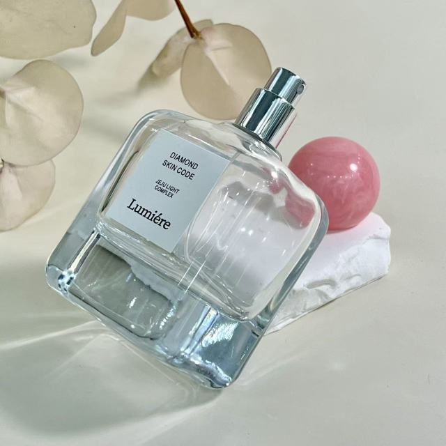 PERFUME BOTTLE