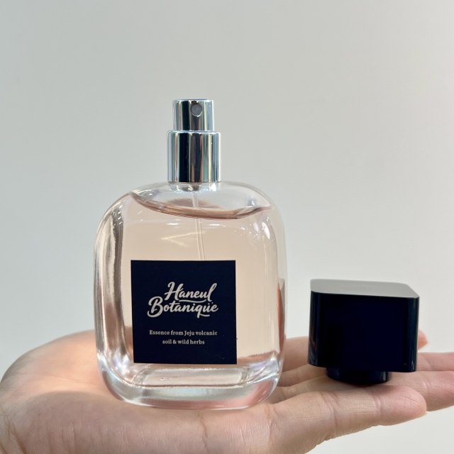 PERFUME BOTTLE