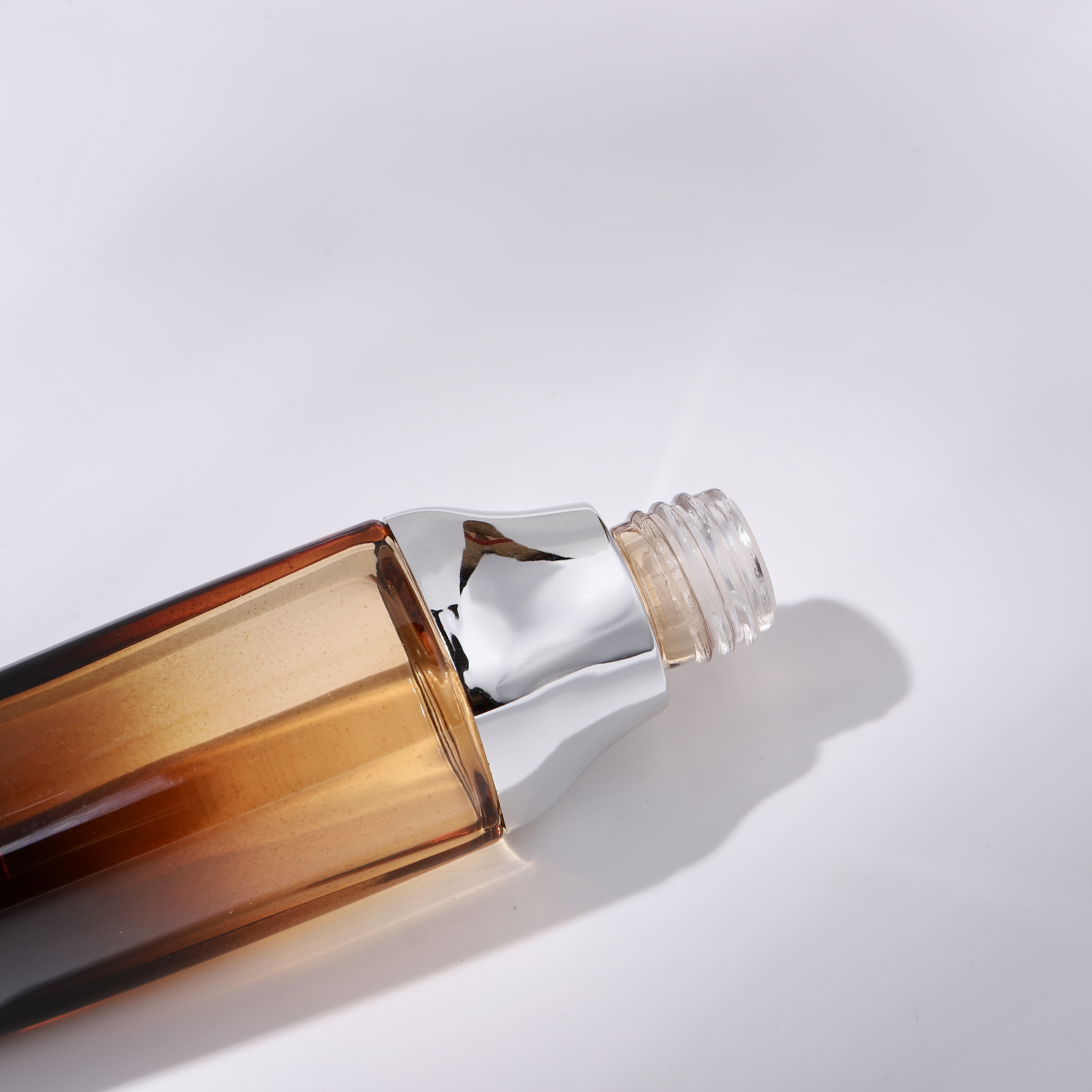 ESSENTIAL OIL DROPPER BOTTLE