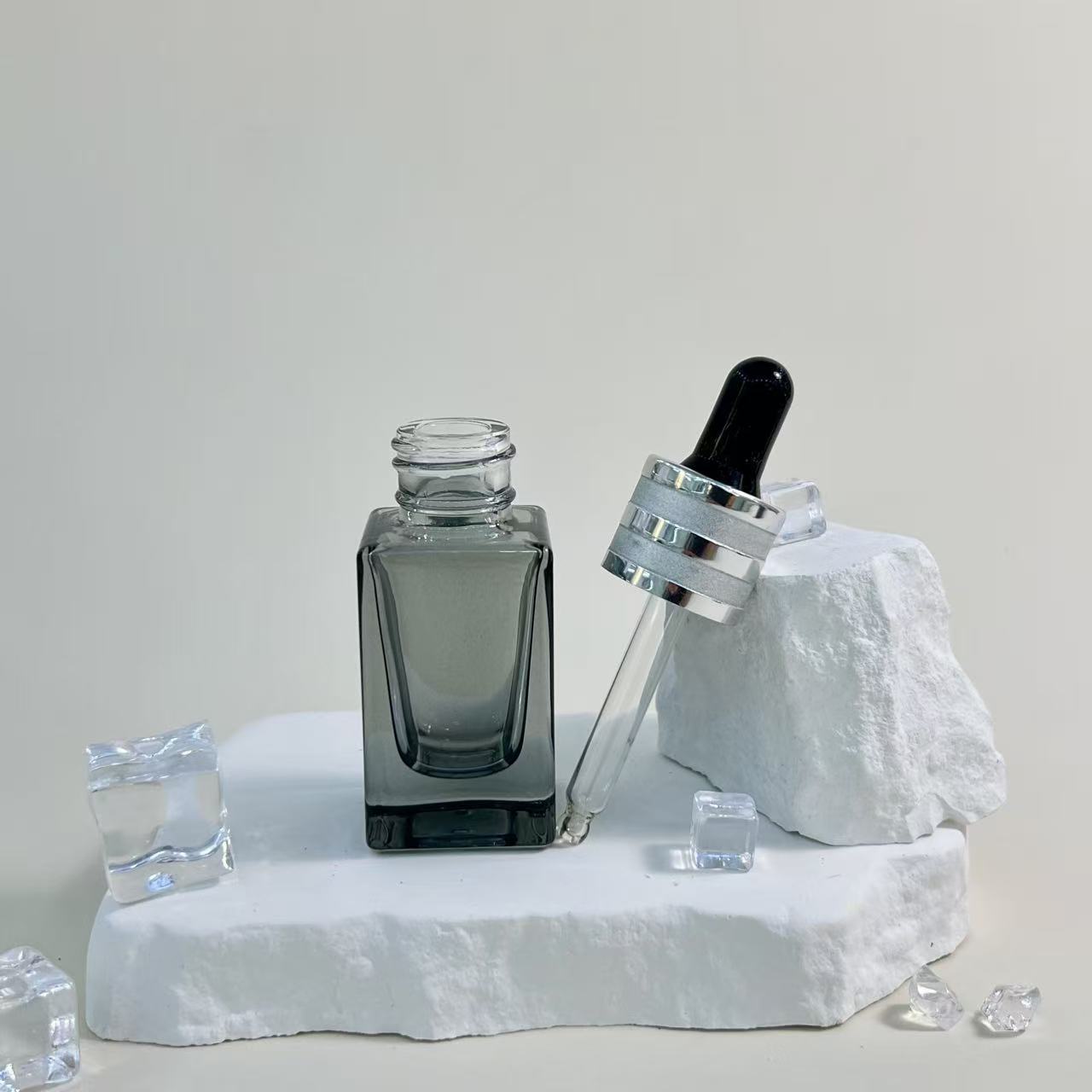 ESSENTIAL OIL DROPPER BOTTLE