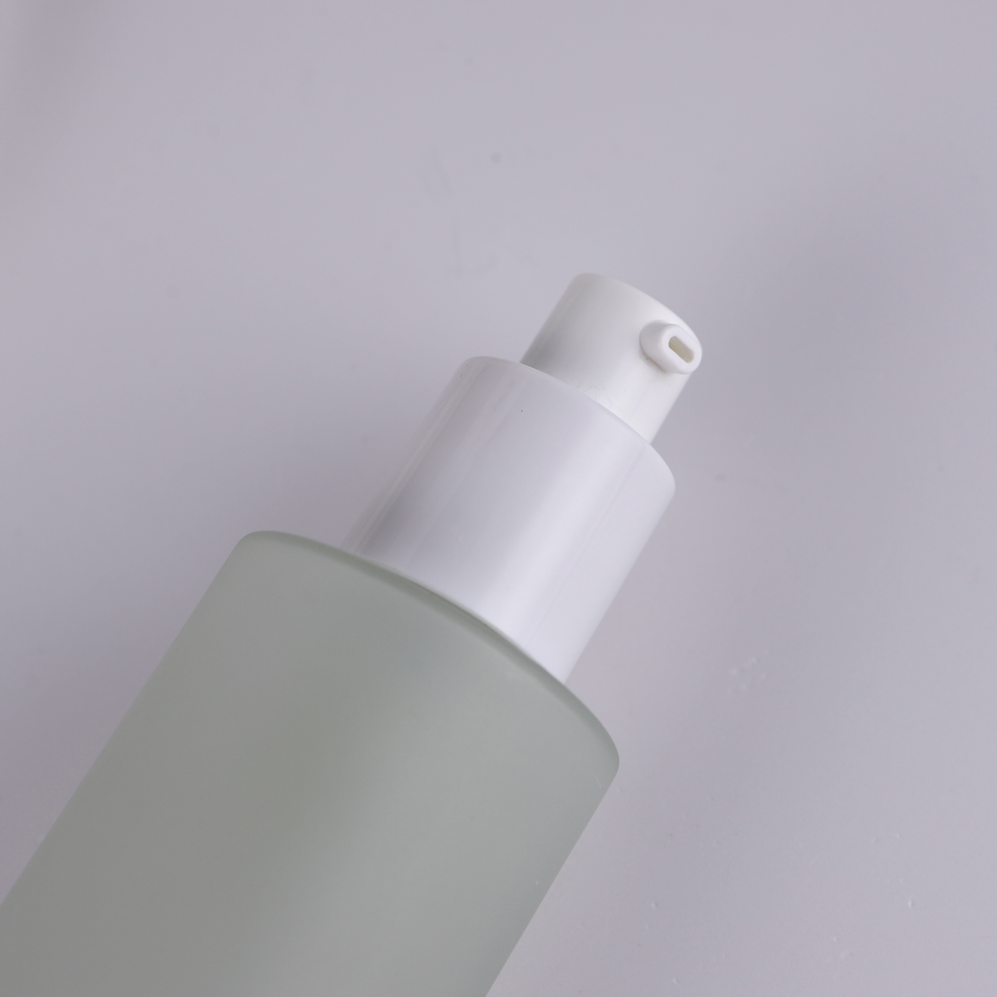 LOTION BOTTLE