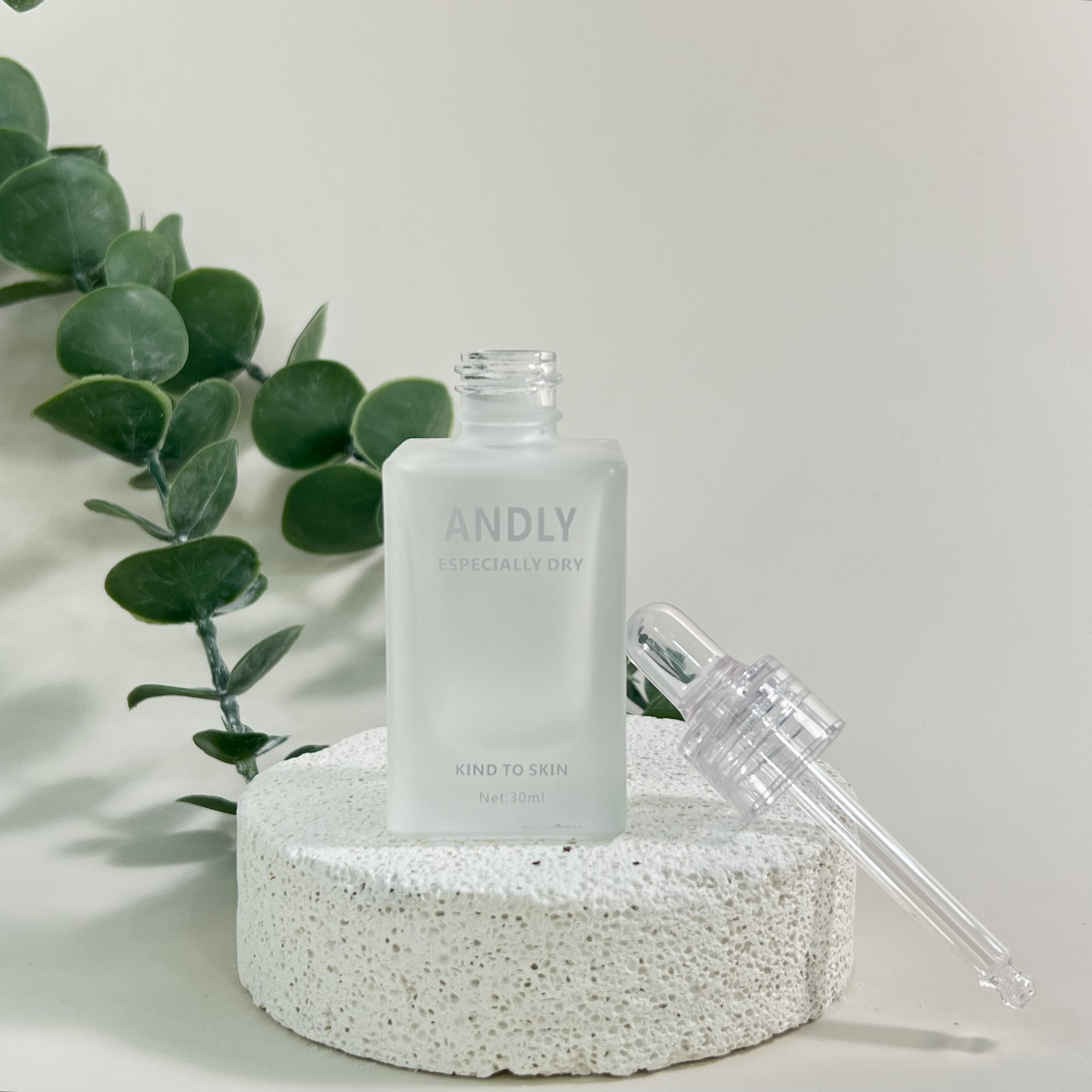 ESSENTIAL OIL DROPPER BOTTLE