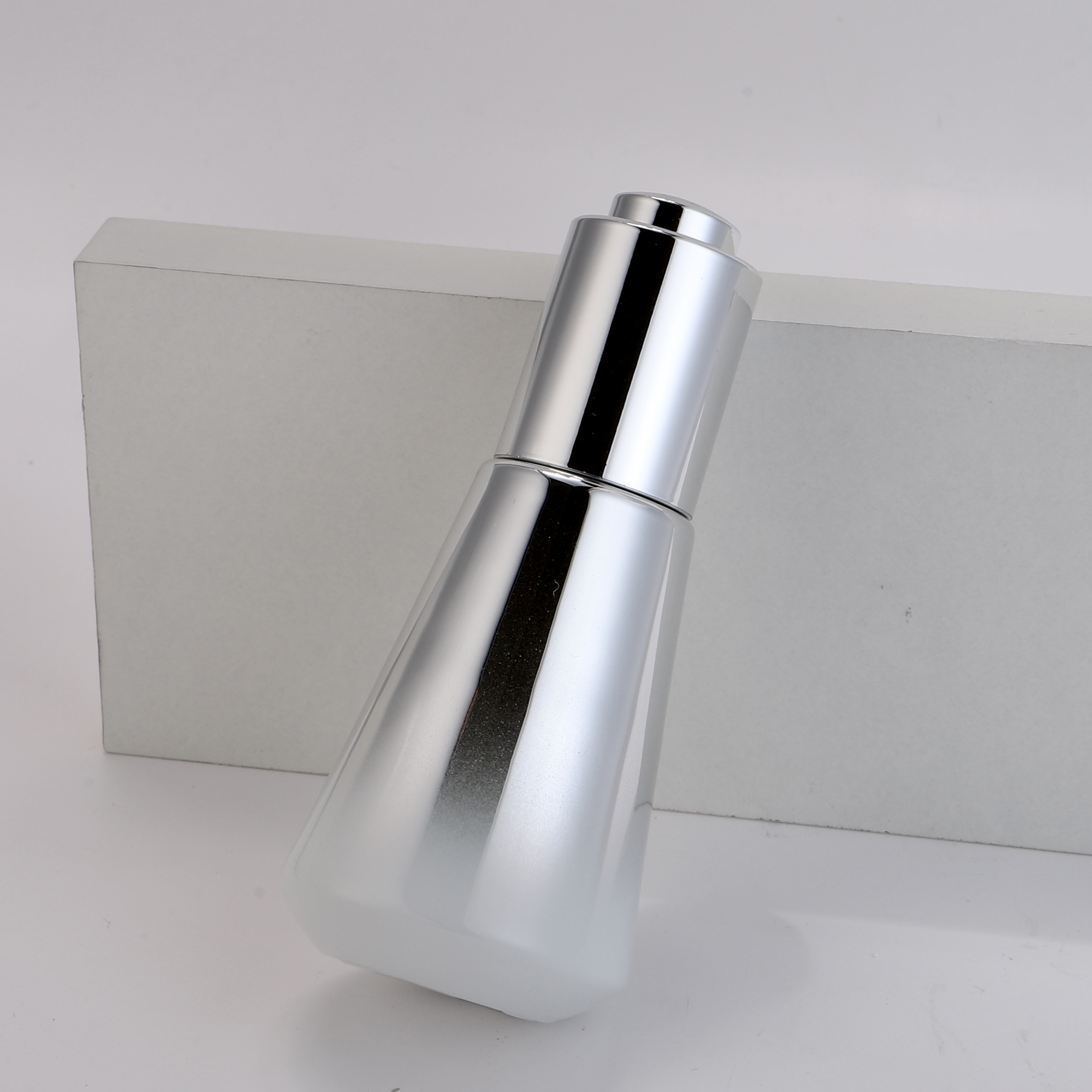 ESSENTIAL OIL DROPPER BOTTLE
