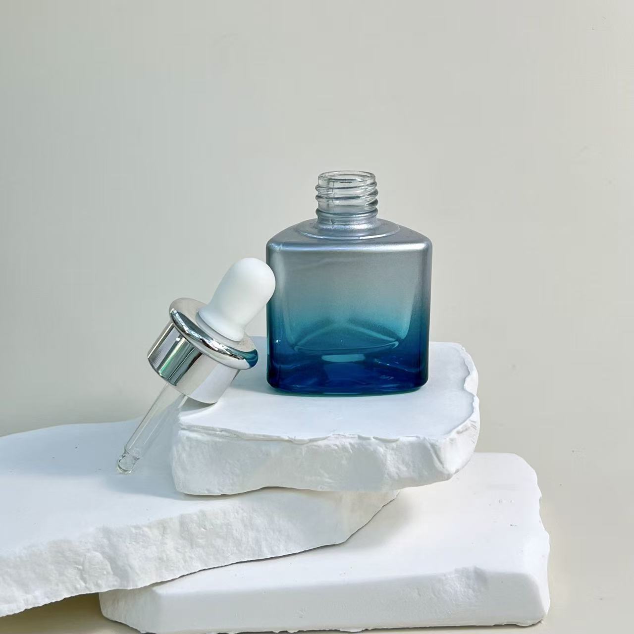 ESSENTIAL OIL DROPPER BOTTLE