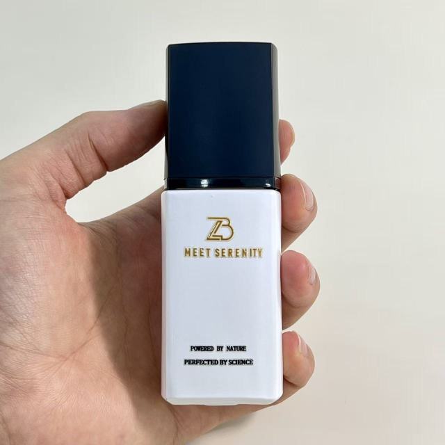FOUNDATION BOTTLE