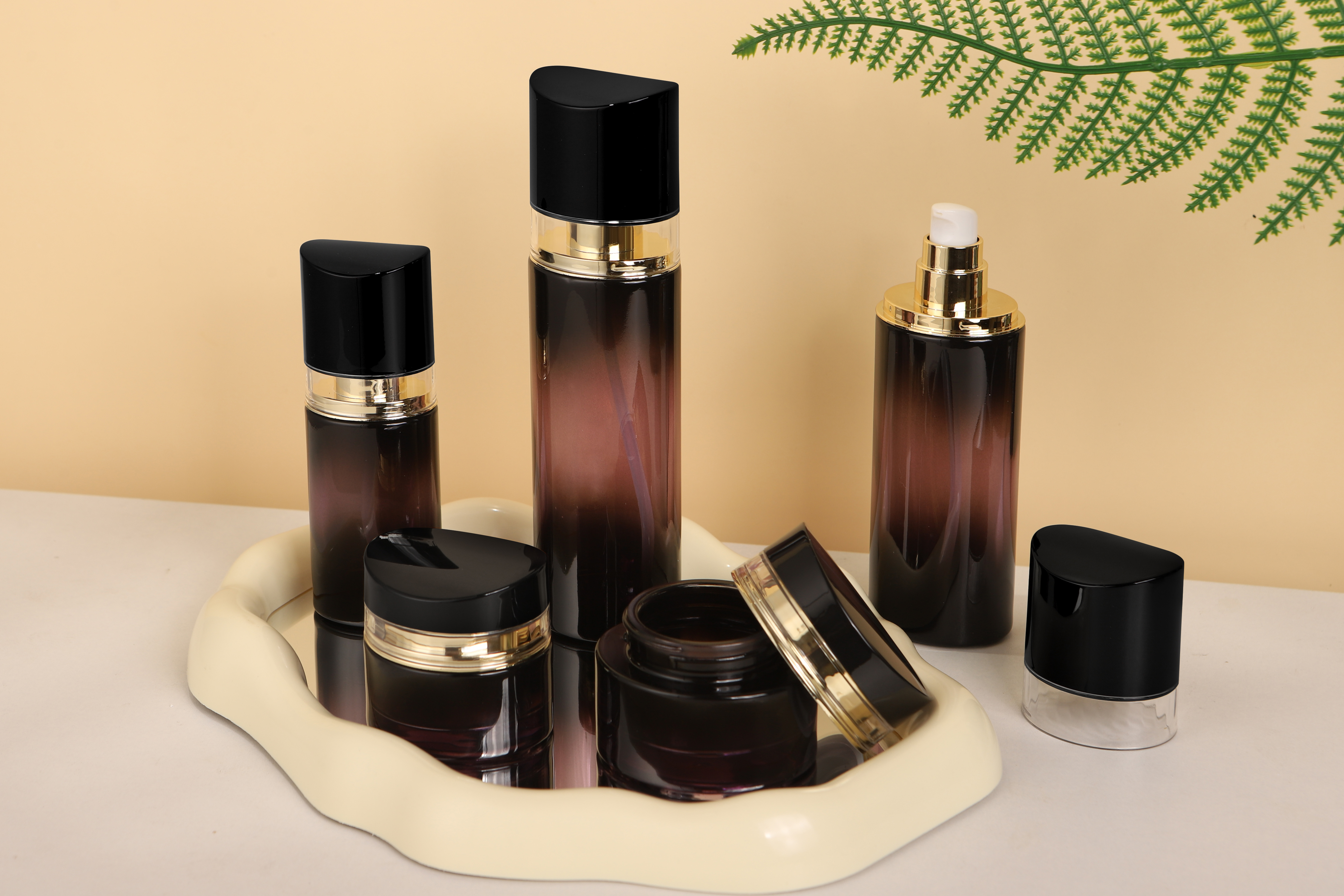 COSMETIC BOTTLE SET
