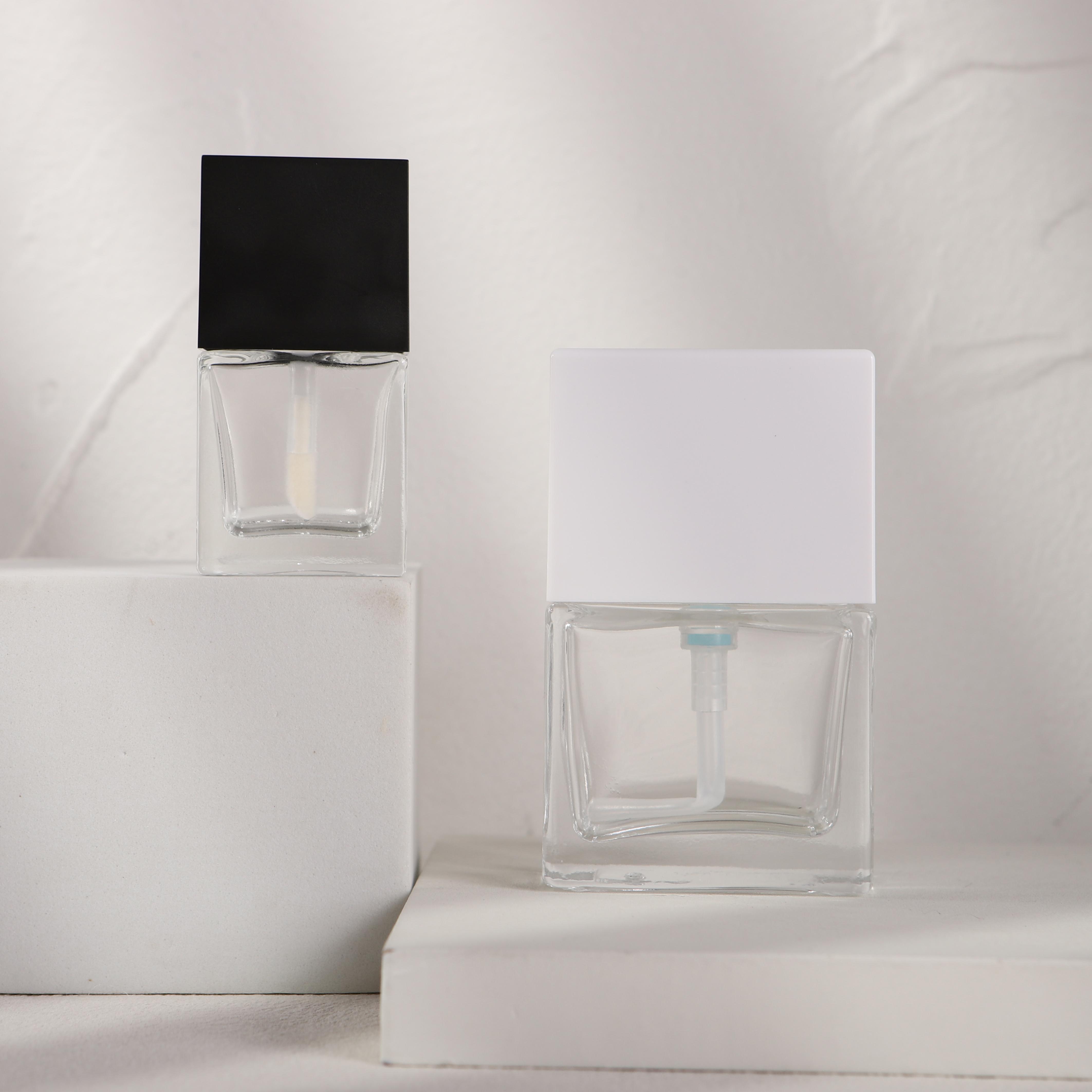 FOUNDATION & LIP GLAZED BOTTLE