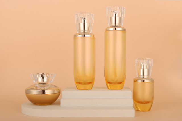 COSMETIC BOTTLE SET