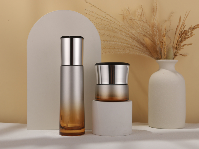 COSMETIC BOTTLE SET