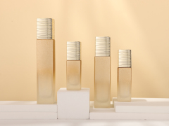 COSMETIC BOTTLE SET