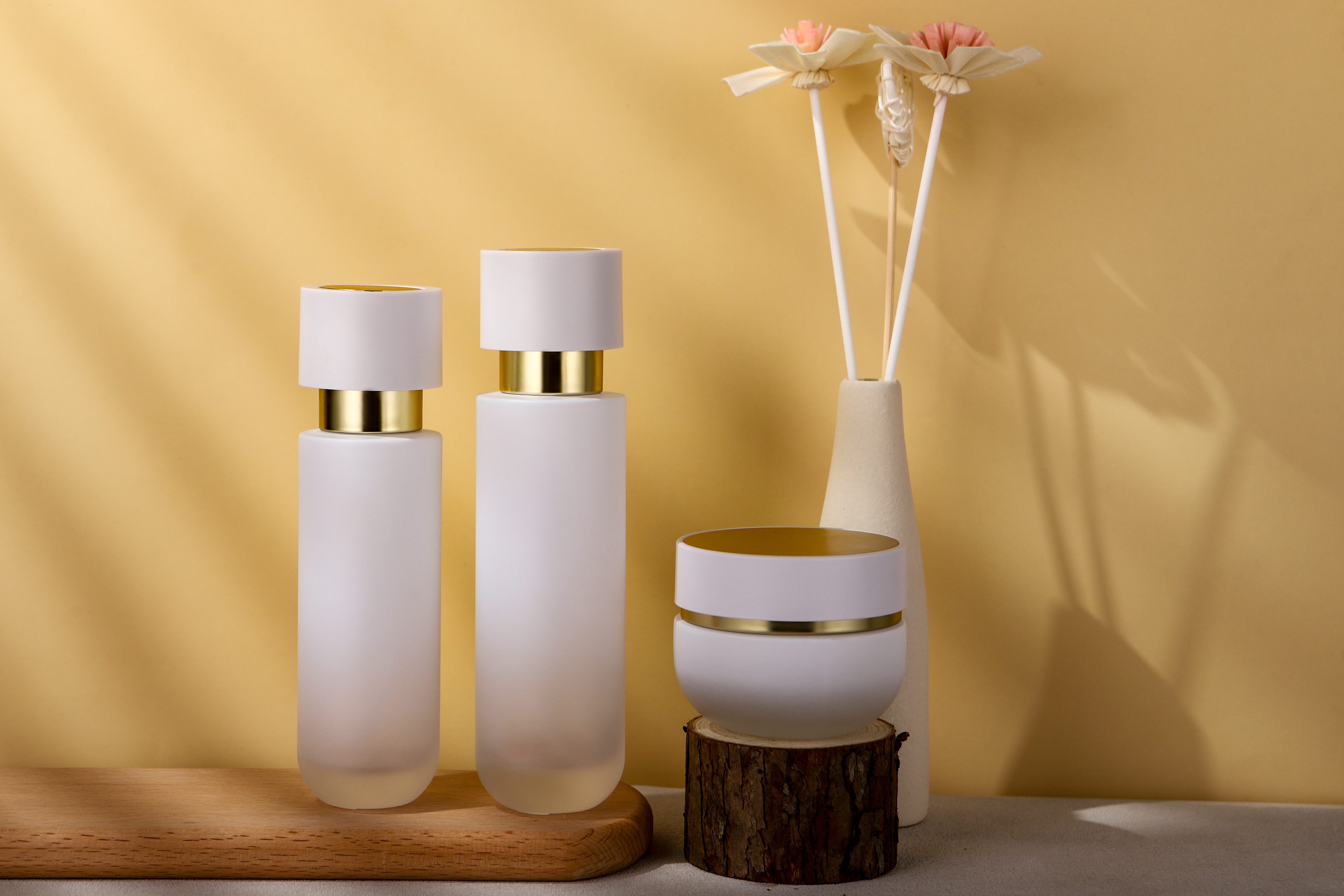 COSMETIC BOTTLE SET