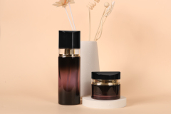 COSMETIC BOTTLE SET