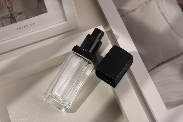 FOUNDATION BOTTLE