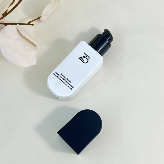 FOUNDATION BOTTLE