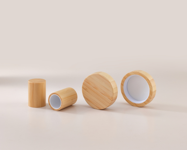 COSMETIC BOTTLE SET