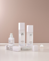 COSMETIC BOTTLE SET