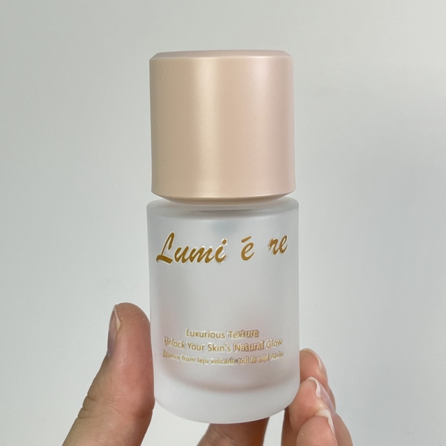 FOUNDATION BOTTLE