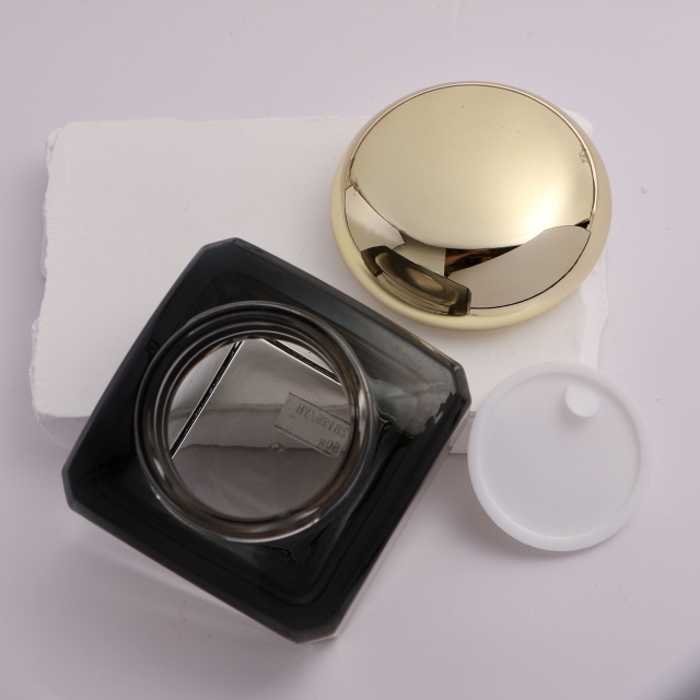 COSMETIC BOTTLE SET