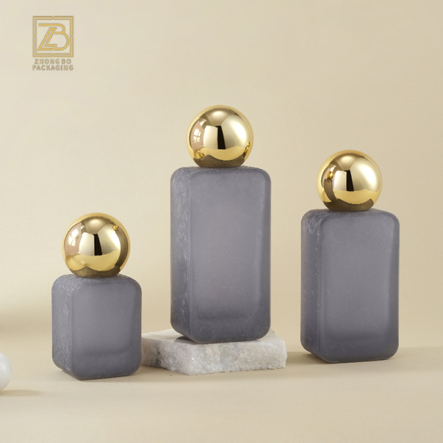 COSMETIC BOTTLE SET
