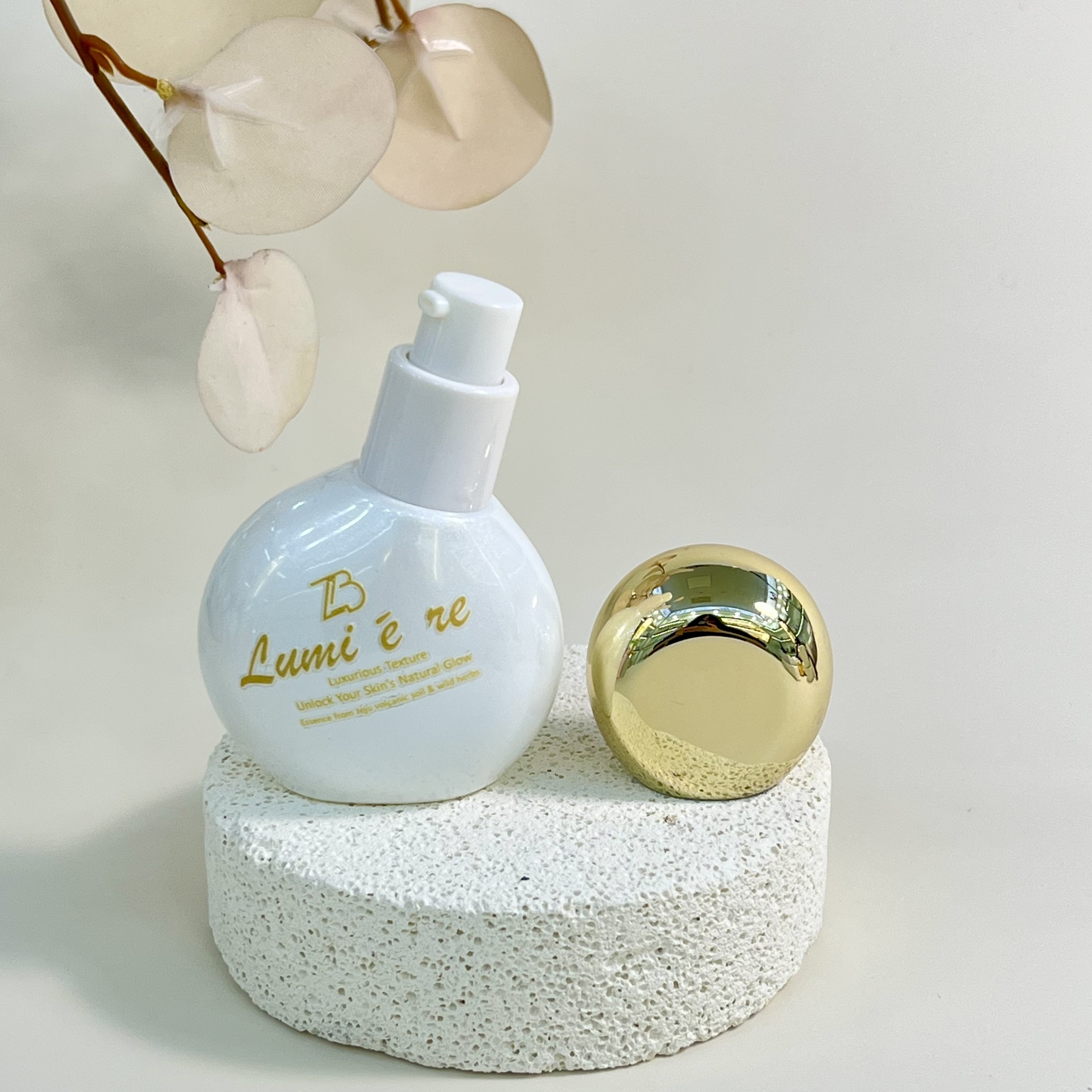 FOUNDATION BOTTLE