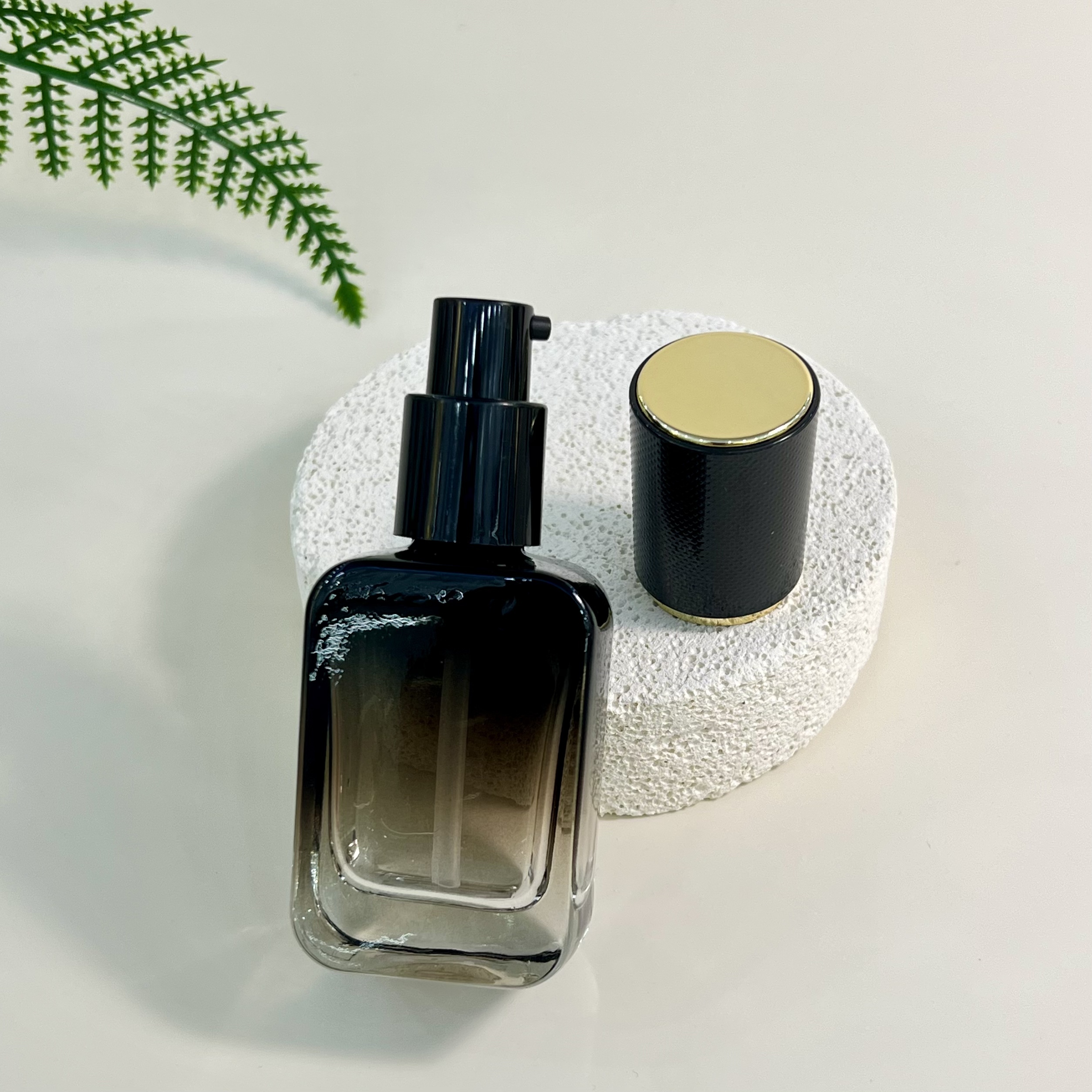 FOUNDATION BOTTLE