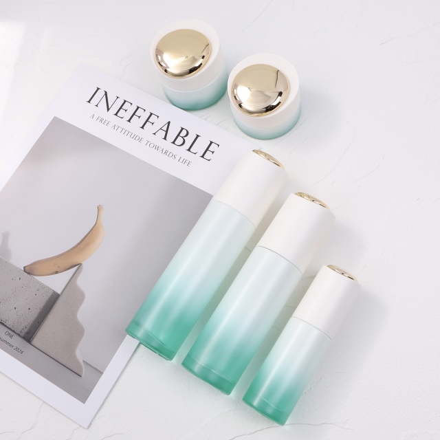 COSMETIC BOTTLE SET
