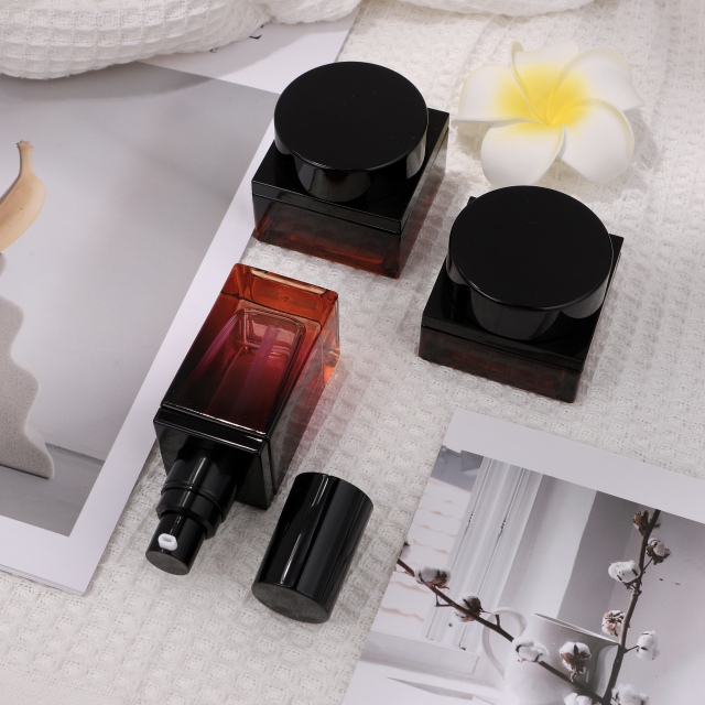 COSMETIC BOTTLE SET