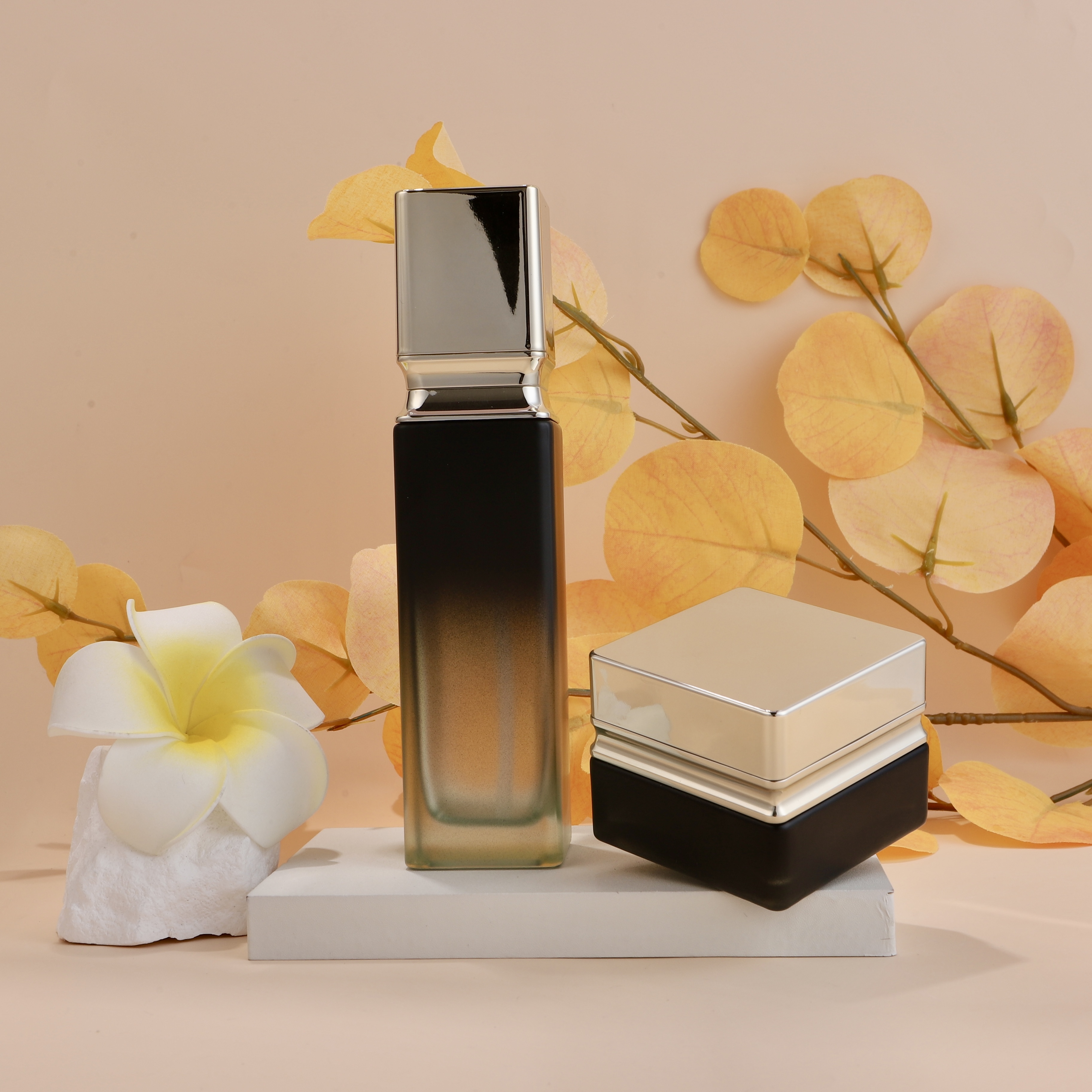 COSMETIC BOTTLE SET