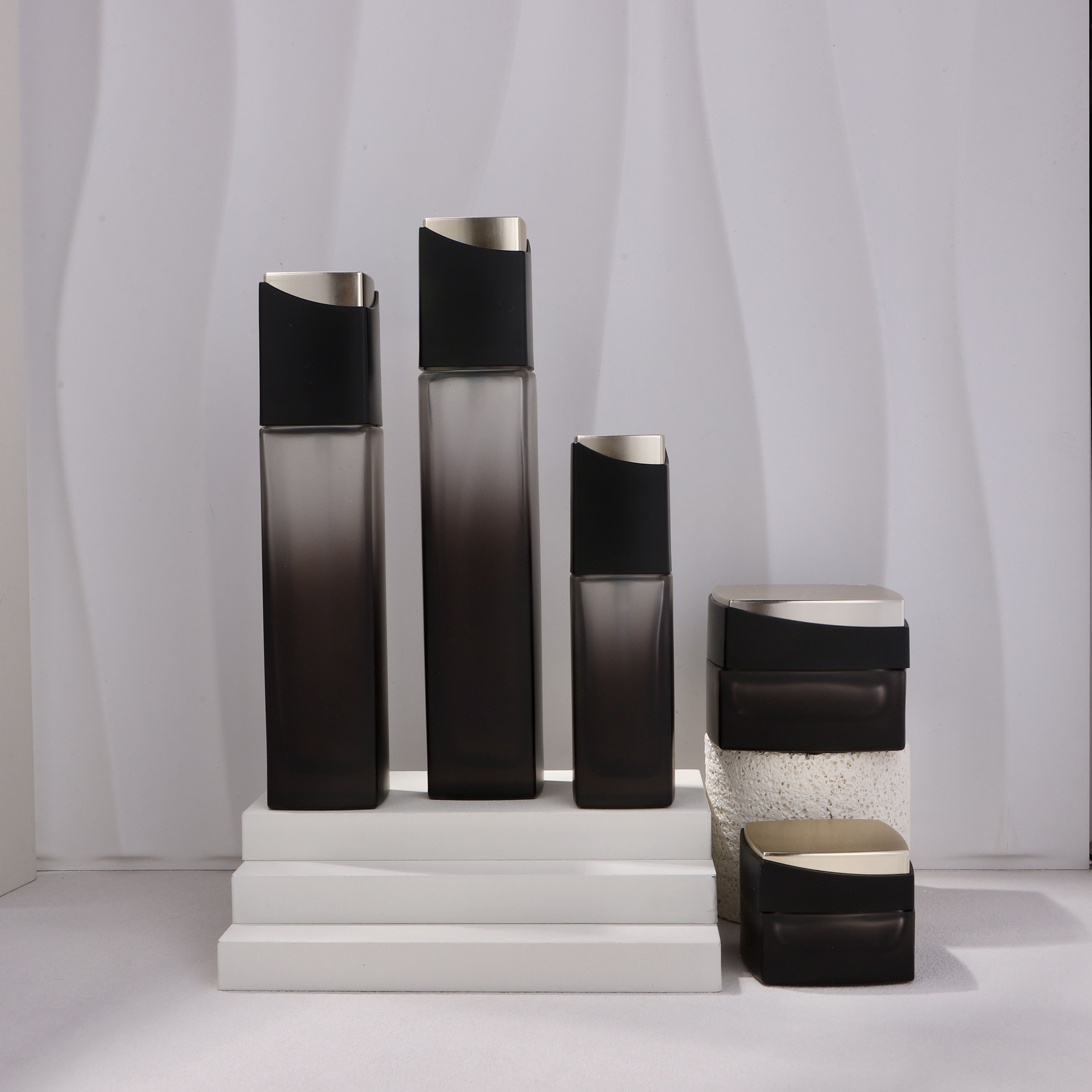 COSMETIC BOTTLE SET
