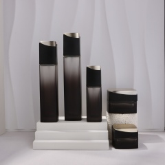 COSMETIC BOTTLE SET