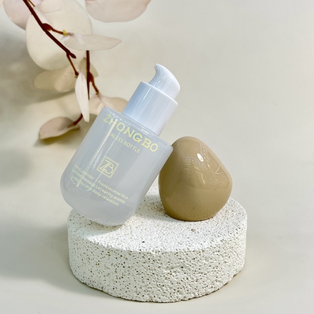 FOUNDATION BOTTLE