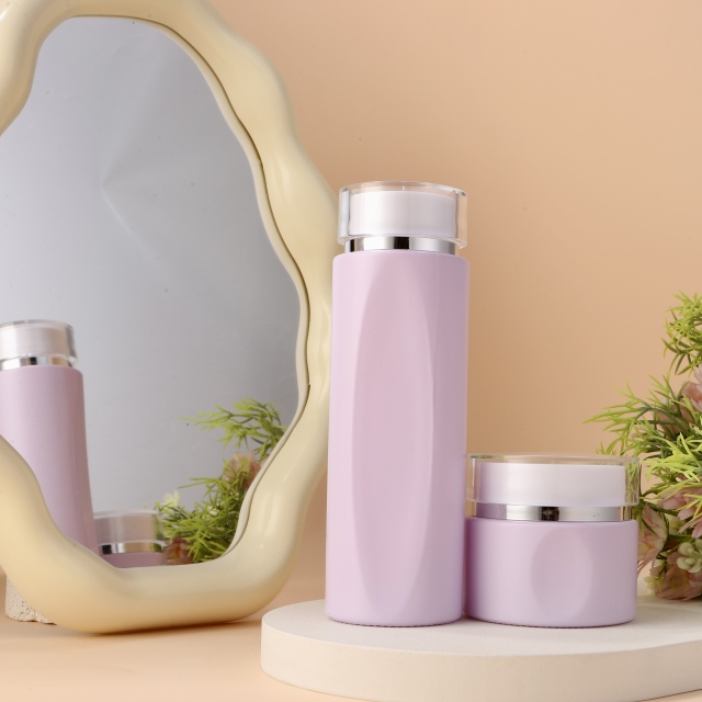 COSMETIC BOTTLE SET
