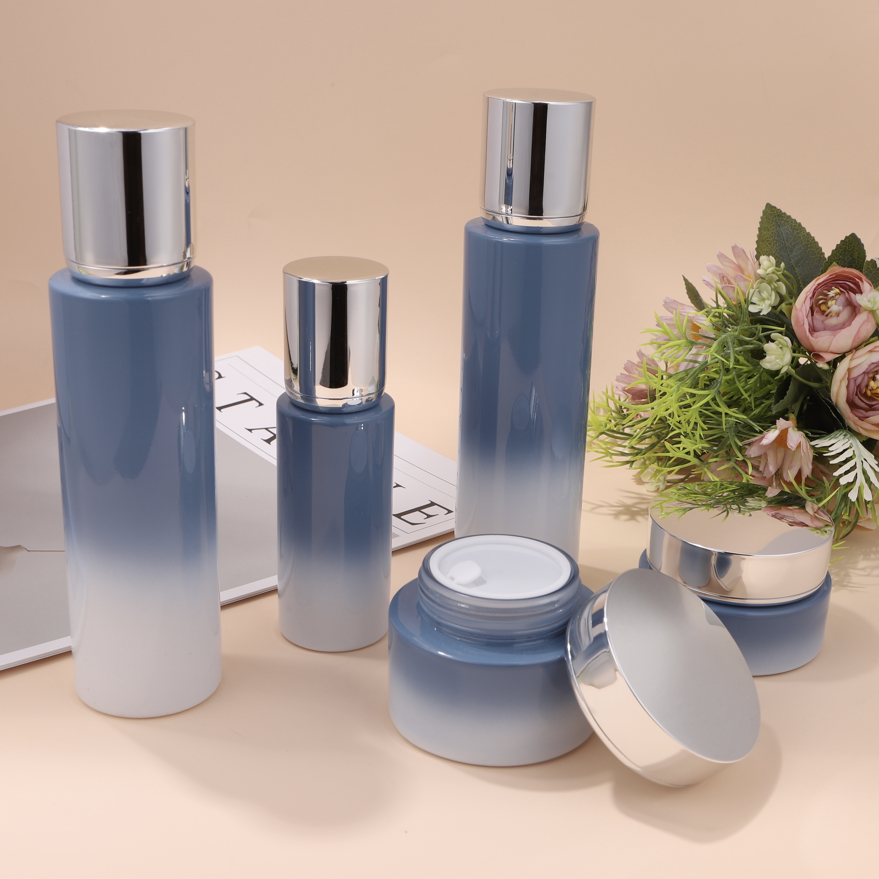 COSMETIC BOTTLE SET