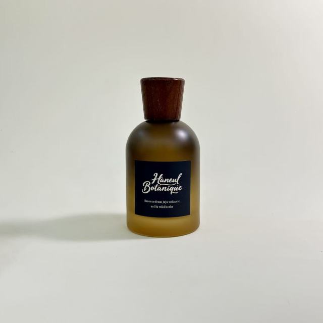 PERFUME BOTTLE