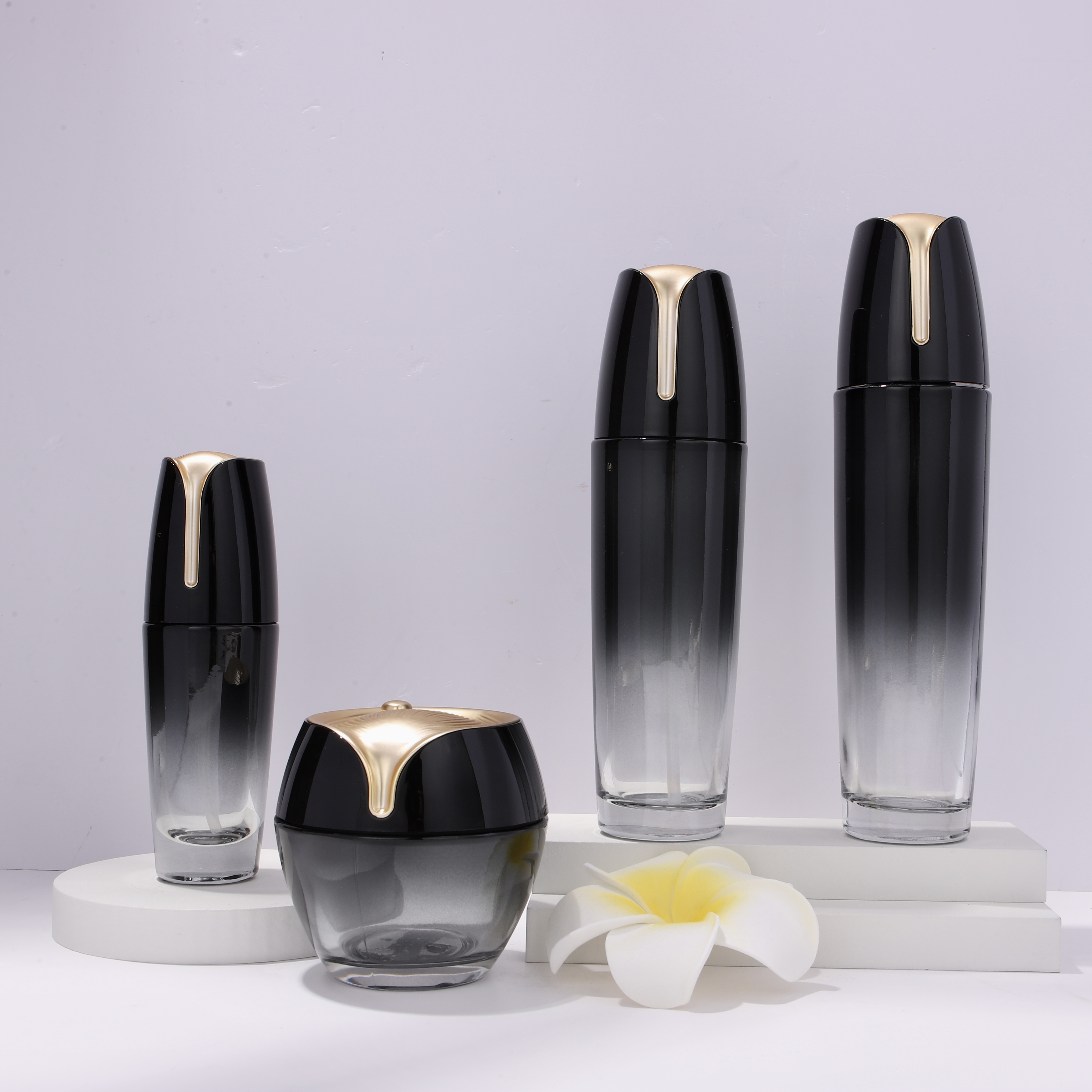 COSMETIC BOTTLE SET
