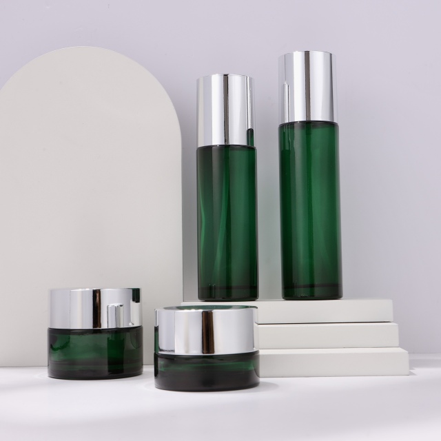 COSMETIC BOTTLE SET