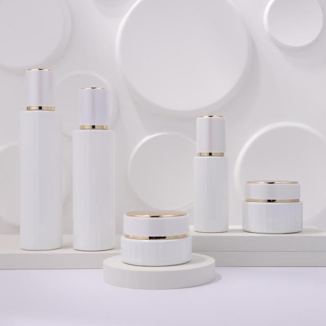COSMETIC BOTTLE SET
