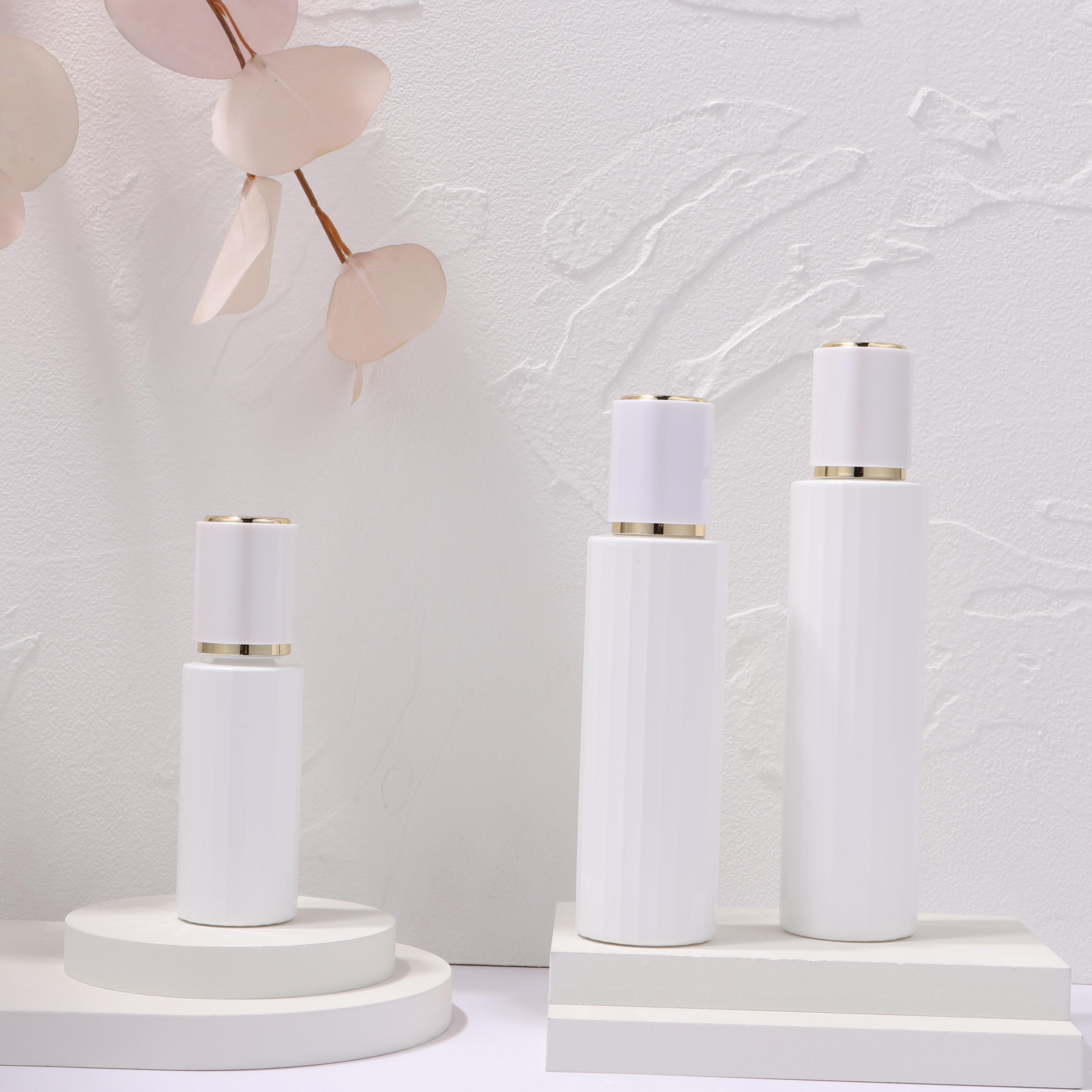 COSMETIC BOTTLE SET