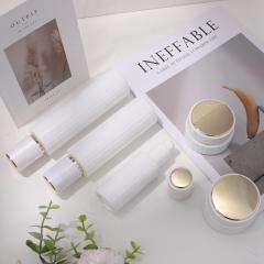 COSMETIC BOTTLE SET