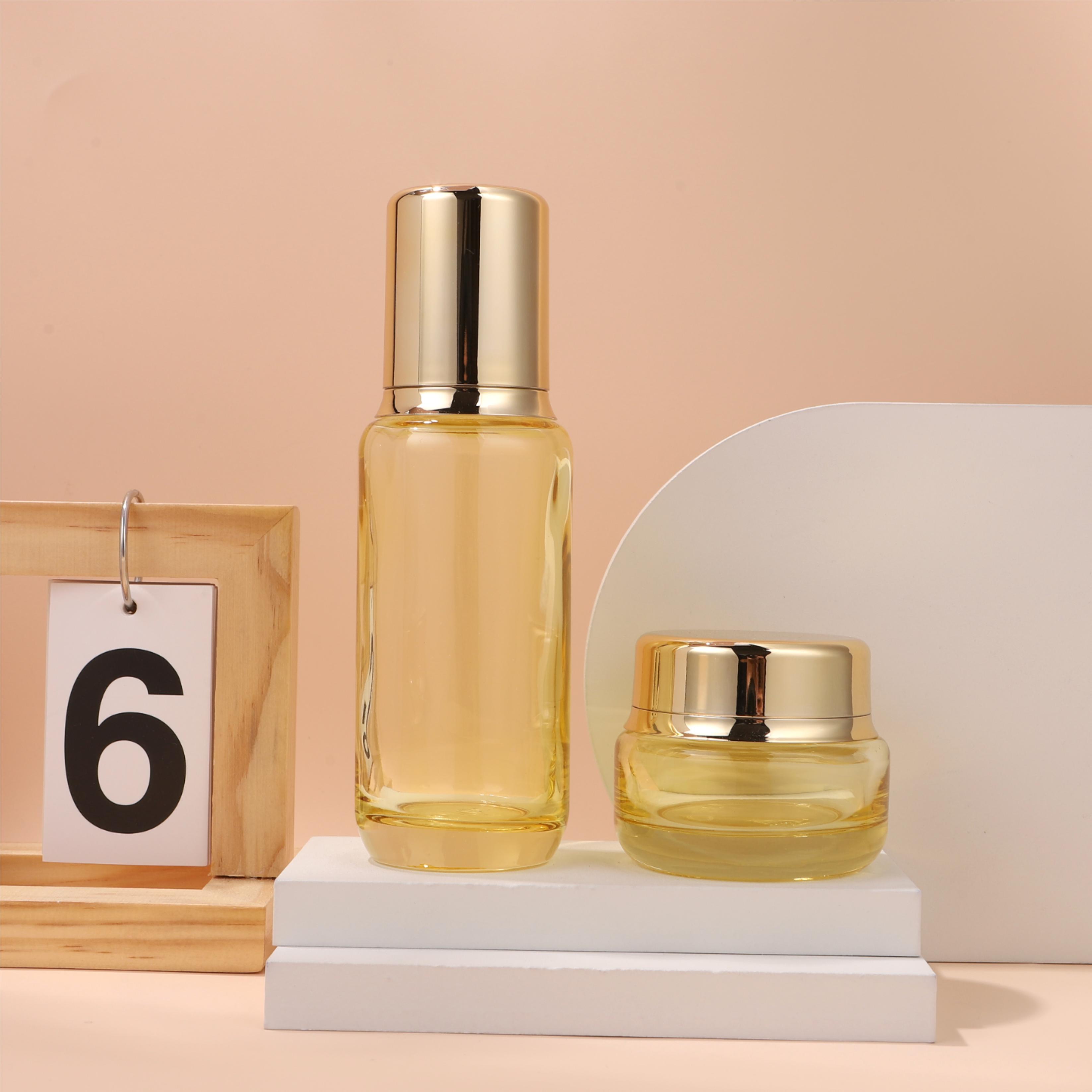 COSMETIC BOTTLE SET