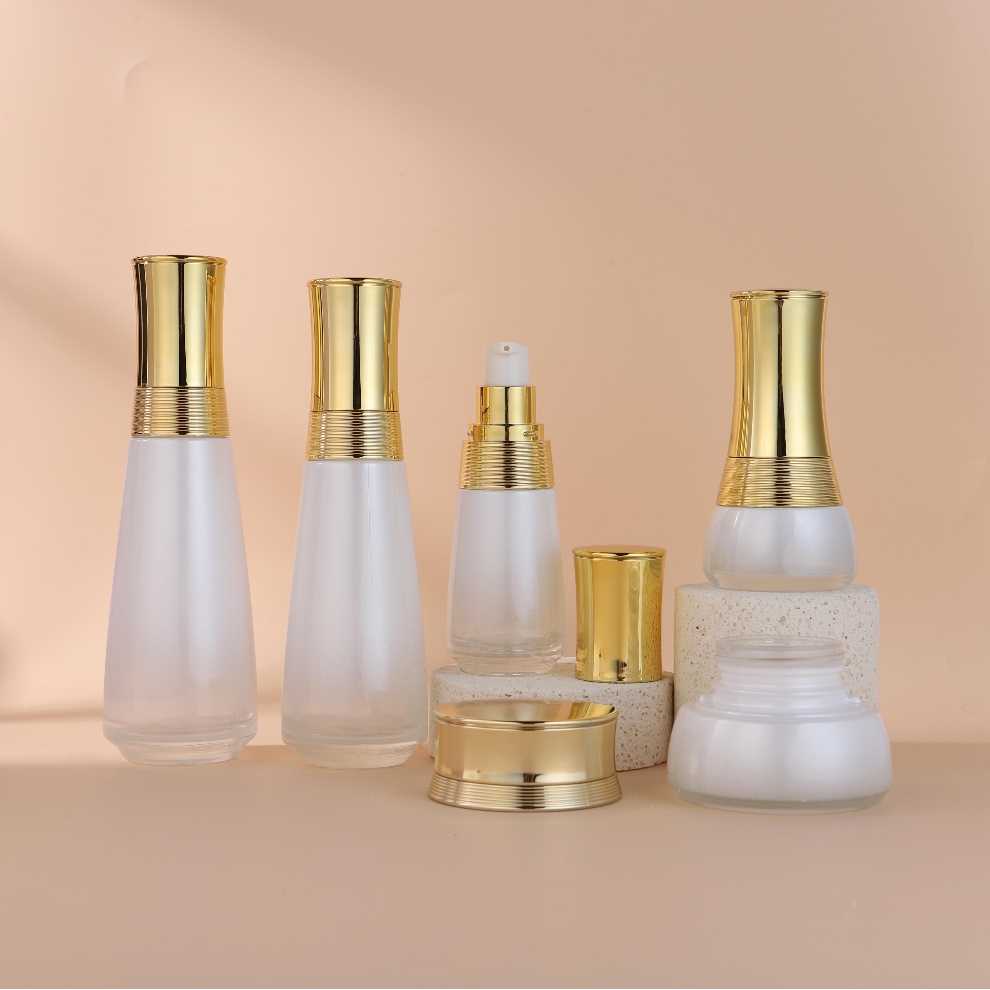 COSMETIC BOTTLE SET