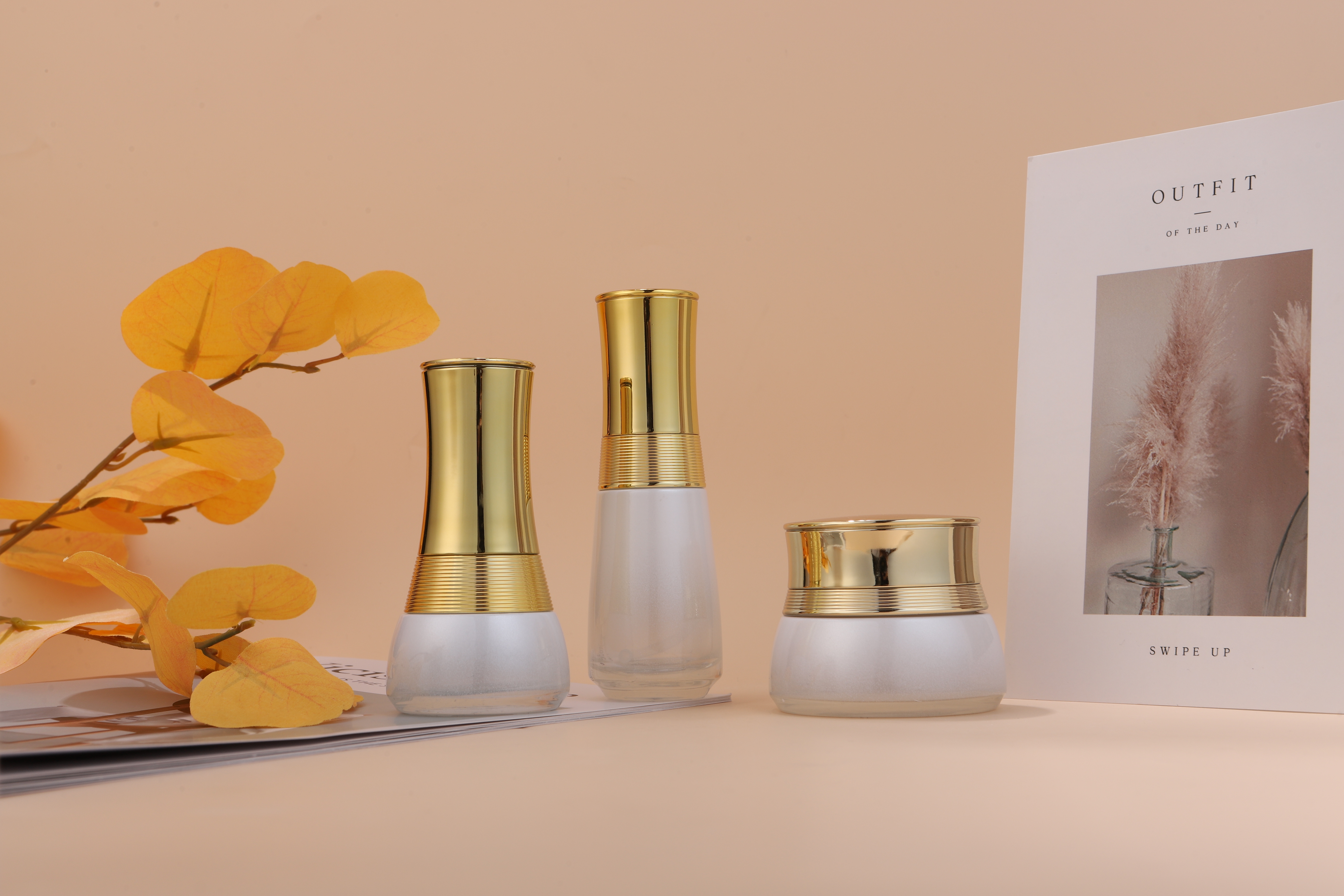 COSMETIC BOTTLE SET
