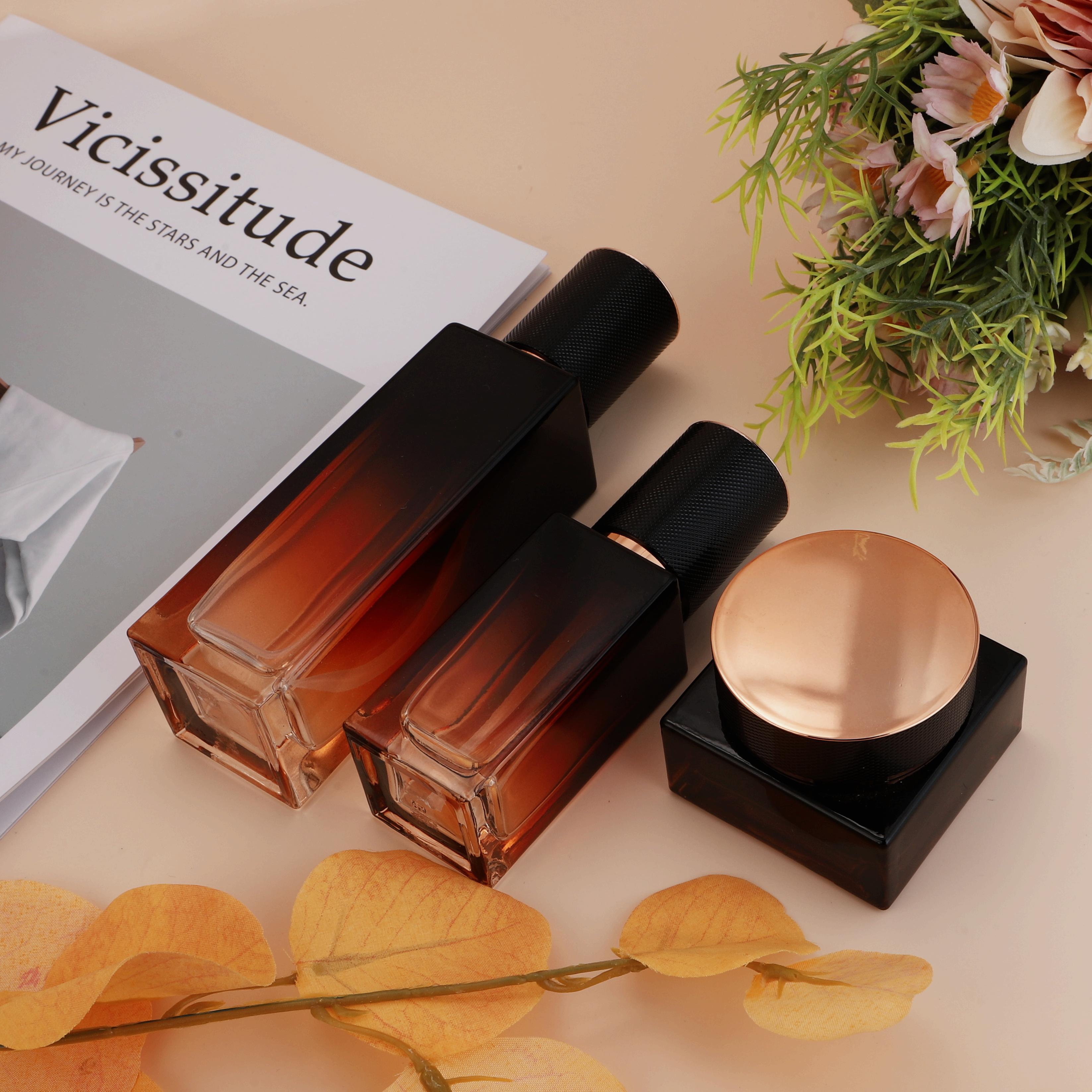 COSMETIC BOTTLE SET