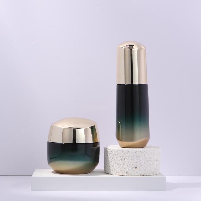 COSMETIC BOTTLE SET