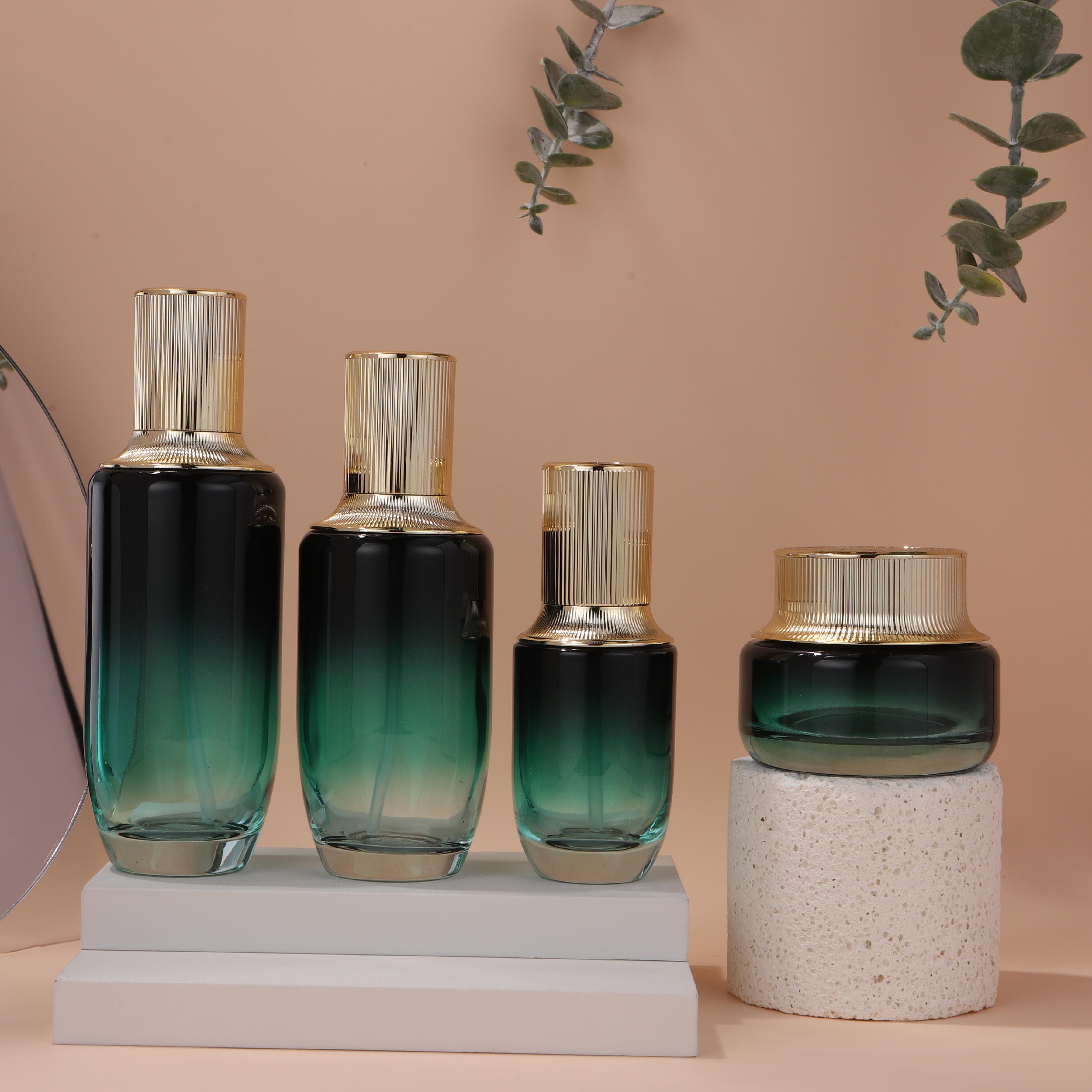 COSMETIC BOTTLE SET