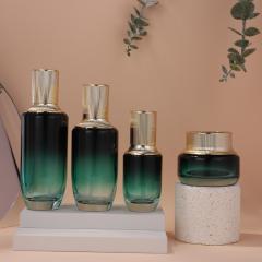 COSMETIC BOTTLE SET