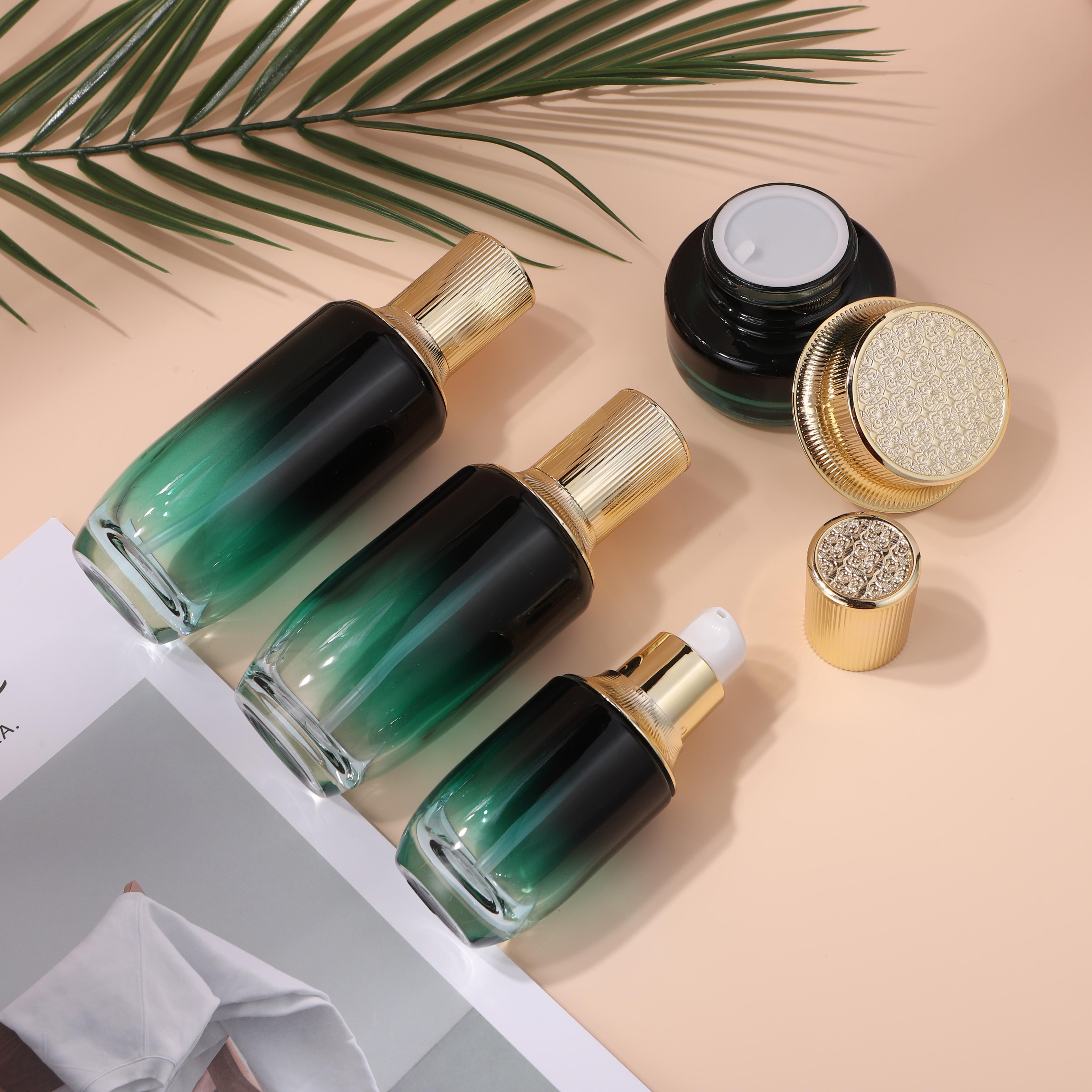 COSMETIC BOTTLE SET