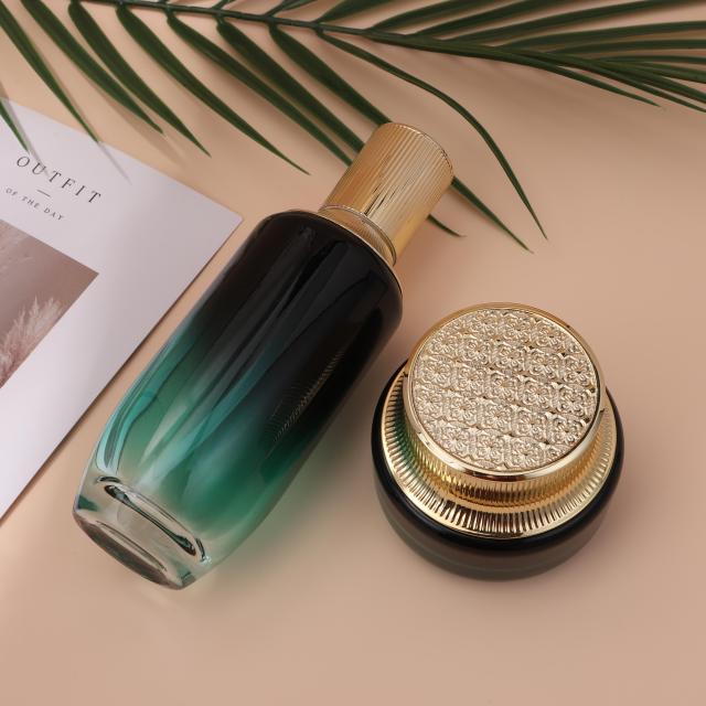 COSMETIC BOTTLE SET